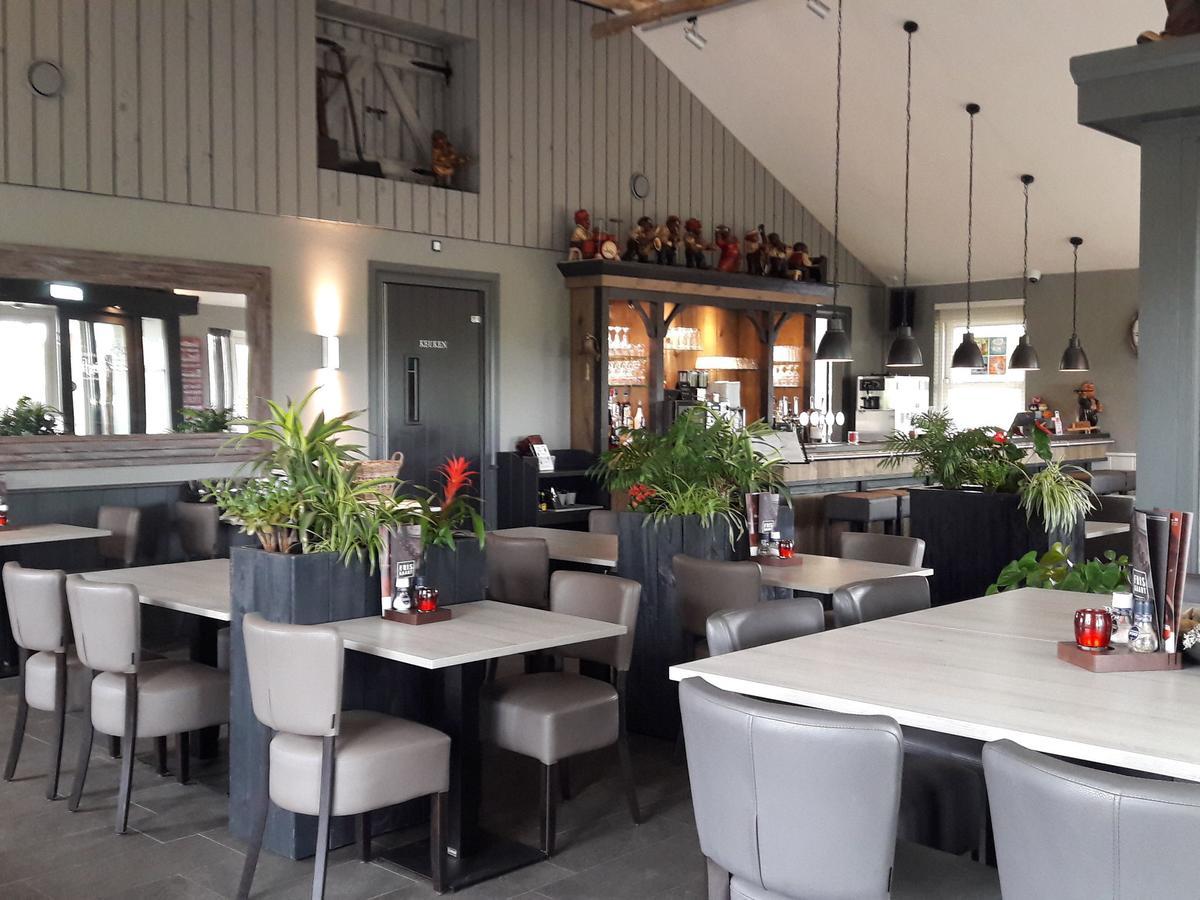 Chalet Camping De Peelpoort 2 *
