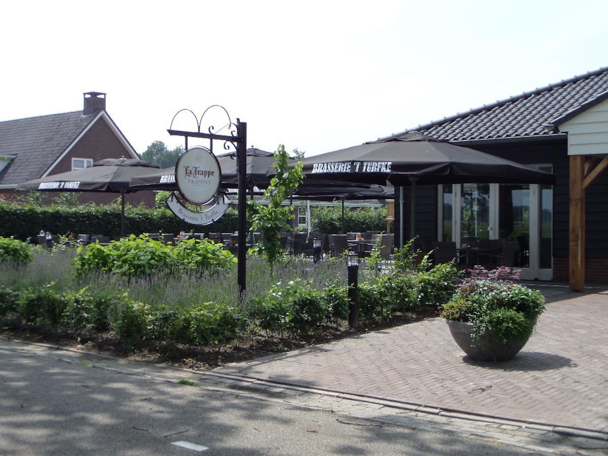 Camping De Peelpoort 2 Chalet Beek (Limburg)
